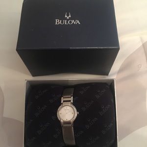 Dressy ladies watch with gray wrist band